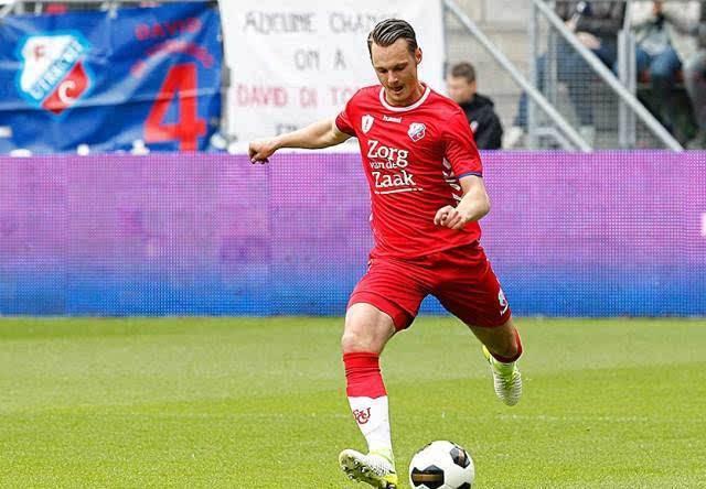 在库里带领 在库里带领