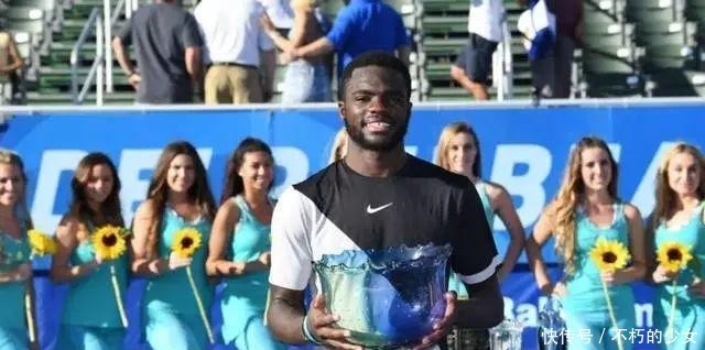 特扣篮得手 特扣篮得手