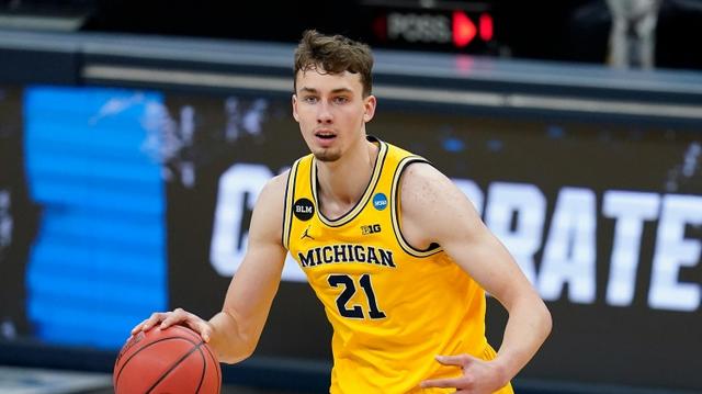 于常规赛 于常规赛