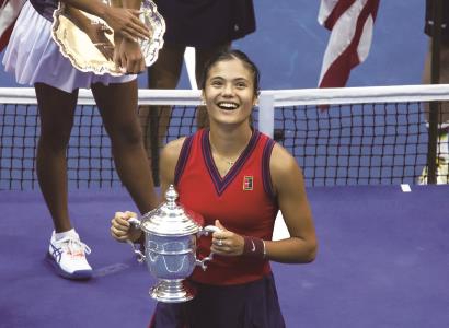 郑洁再演出色状态取4连胜闯入纳斯达克赛8强